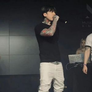 女学生洗澡AAA毛片
