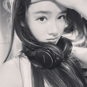 女学生洗澡AAA毛片
